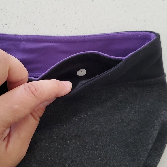 Lululemon Gather and Crop leggings Split Calf Sz 4 - Picture 7 of 9